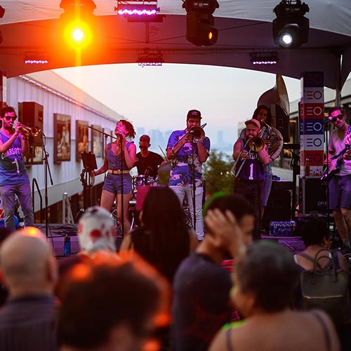 Band performance at Empire Outlets
