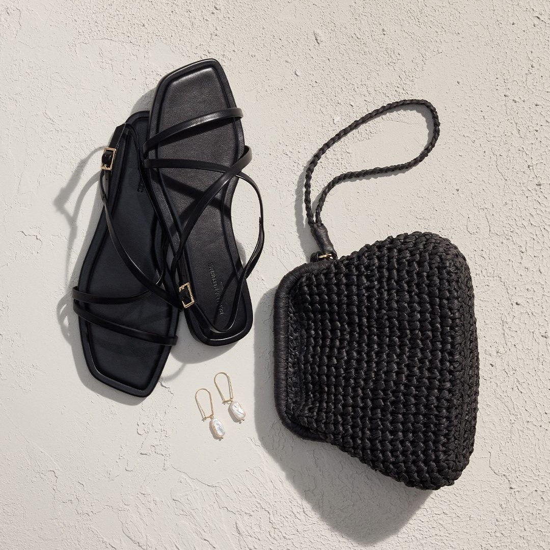 Banana Republic Factory handbag and black sandals