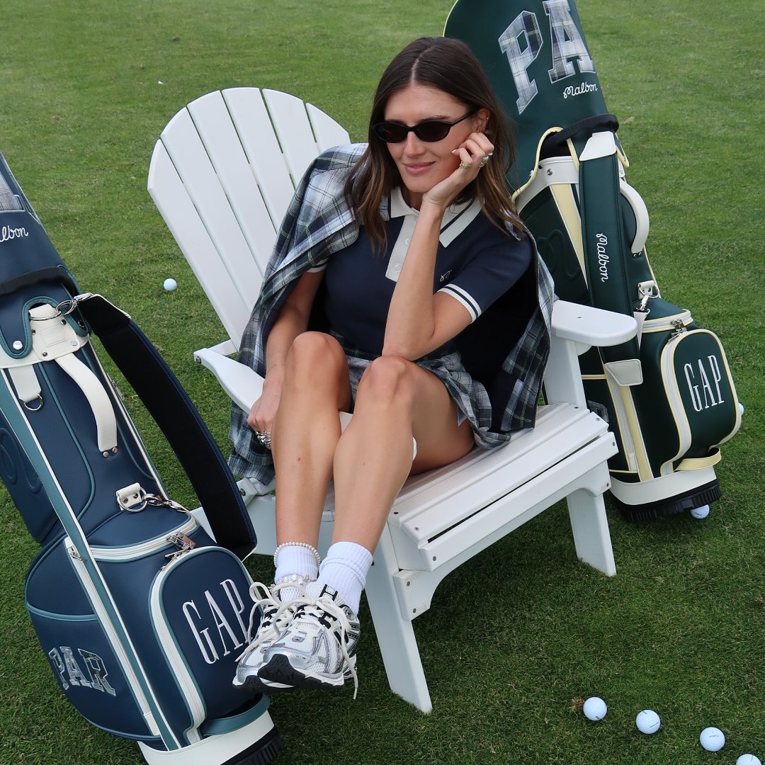 snapins-ai_3648527633578578539 Gap Factory golfing outfit and equipment